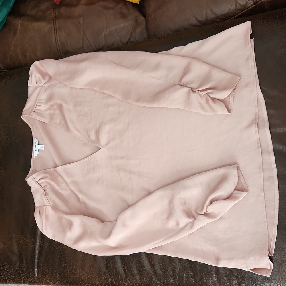 Womens express blouse top size medium, blush in color